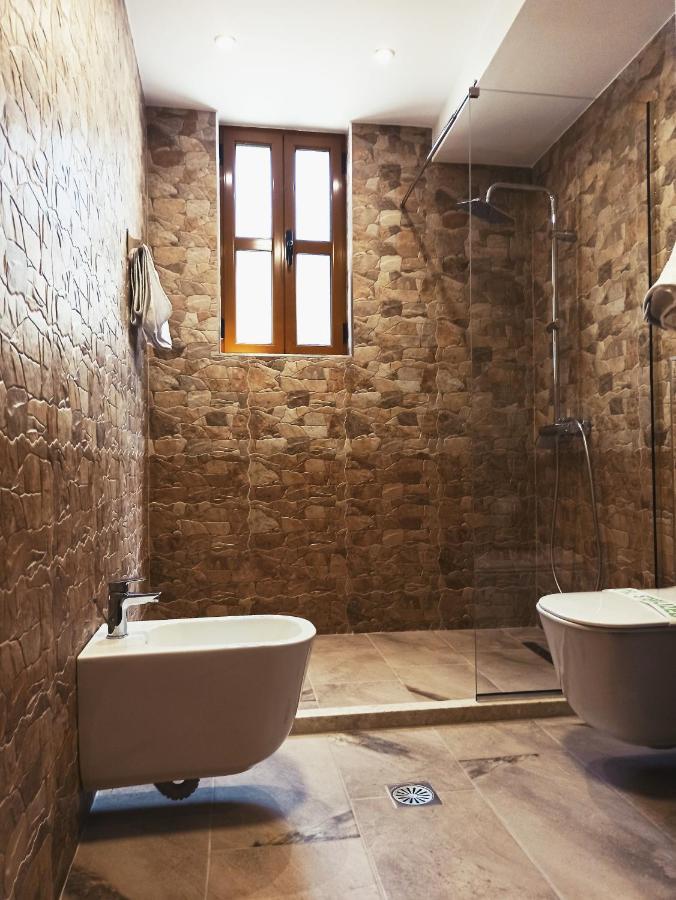 Boutique Hotel Praga Gjirokastër Екстериор снимка