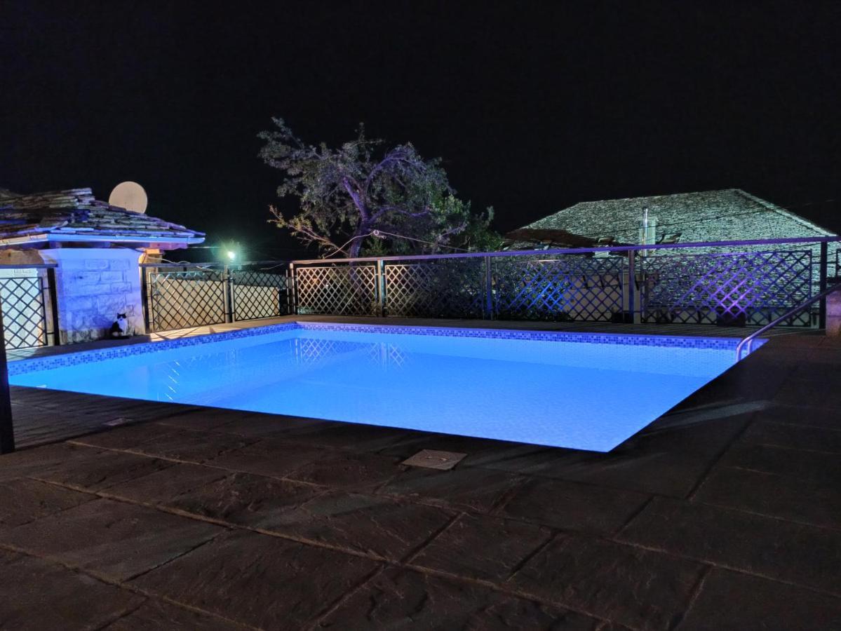 Boutique Hotel Praga Gjirokastër Екстериор снимка