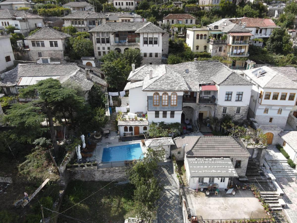 Boutique Hotel Praga Gjirokastër Екстериор снимка