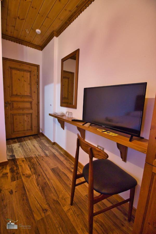 Boutique Hotel Praga Gjirokastër Екстериор снимка