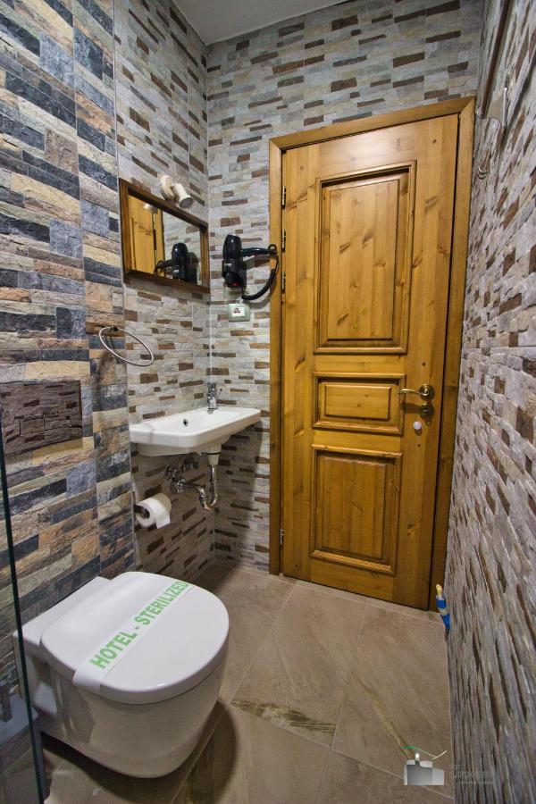 Boutique Hotel Praga Gjirokastër Екстериор снимка