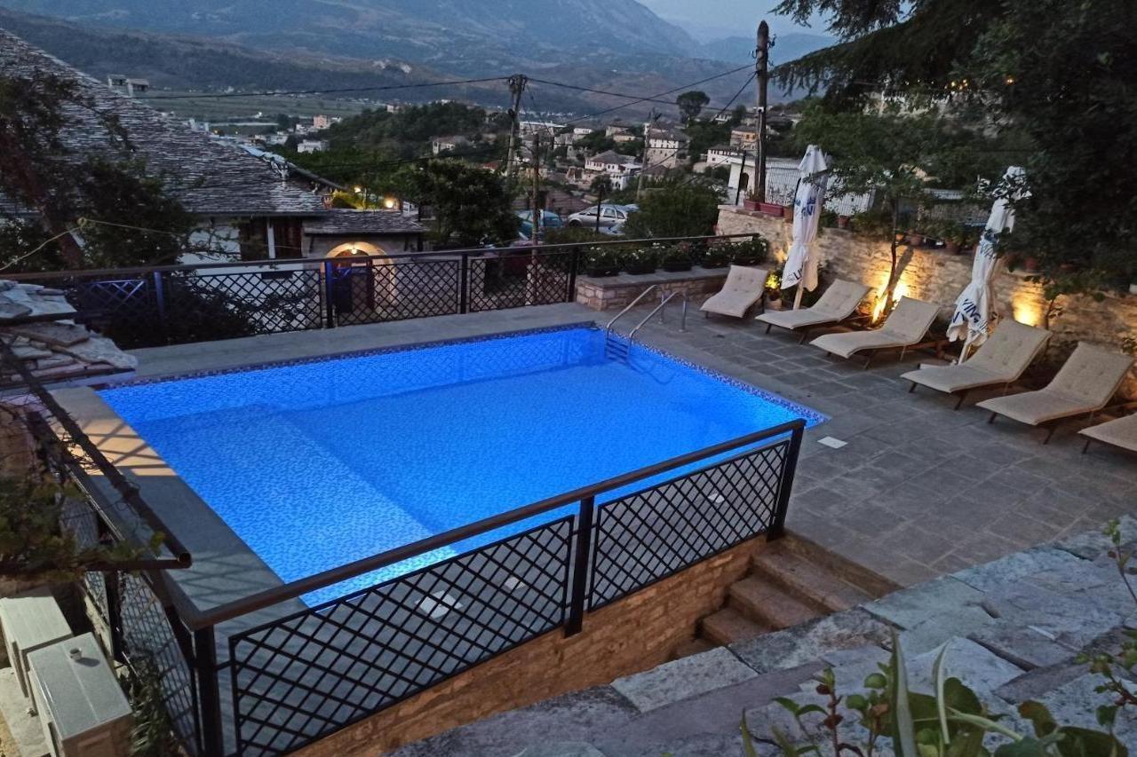 Boutique Hotel Praga Gjirokastër Екстериор снимка