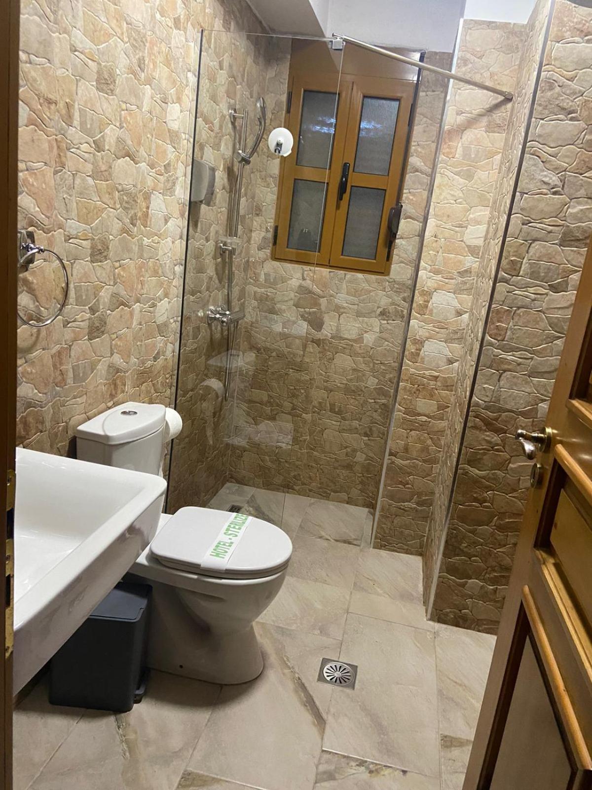 Boutique Hotel Praga Gjirokastër Екстериор снимка
